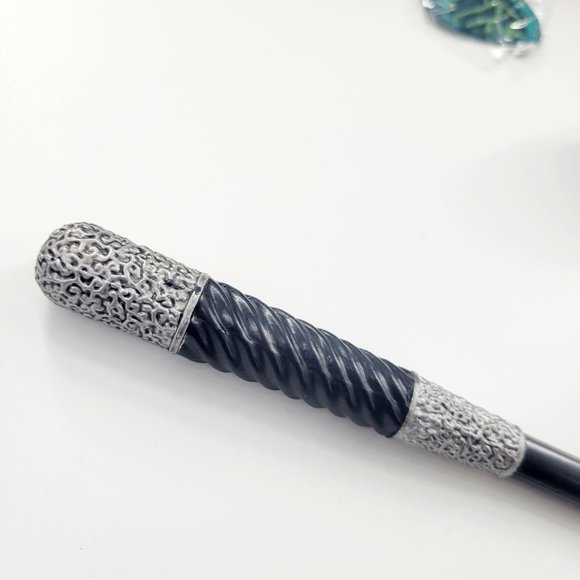 Fantastic Beasts Mystery Wand Magical Creatures Leta Lestrange with Bowtruckle - Picture 3 of 11